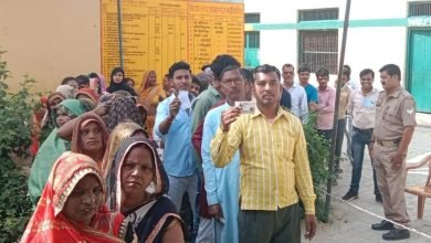 नगर की आबादी ने निभाई पूरी जिम्मेदारी, घूंघट की ओट से की वोट, मतदाताओं में रहा उत्साह