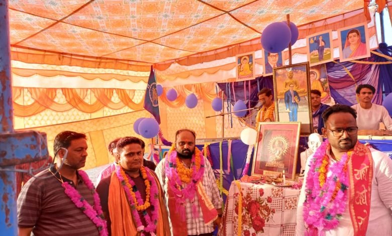 चेयरमैन प्रतिनिधि मिथुन गुप्ता ने फीता काटकर किया बौद्ध कथा का शुभारंभ…देखिए