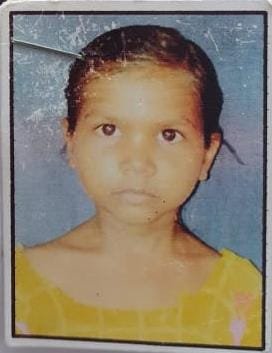 कासगंज:अमांपुर के महदवा में फूड पॉइजनिंग से छात्रा की हुई मौत कासगंज:अमांपुर के महदवा में फूड पॉइजनिंग से छात्रा की हुई मौत