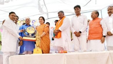 सपा, बसपा, कांग्रेस पर कसे तंज, केंद्र व प्रदेश सरकार की योजनाओं का किया बखान