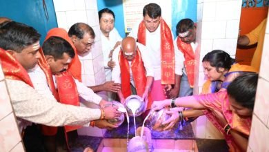 भिलाई:लक्ष्मीनारायण वार्ड 44 यादव पारा शिव मंदिर में 108 किलो दूध, दही, घी, शहद और चंदन से भोलेनाथ का हुआ महारुद्राभिषेक
