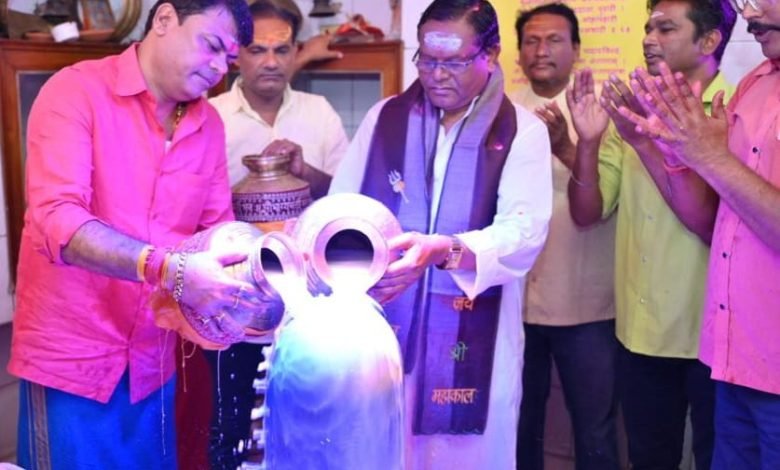 शिवमय हुआ भिलाई: बोल बम सेवा एवं कल्याण समिति द्वारा राज राजेश्वर शिव मंदिर में हुआ महारुद्राभिषेक, कान्हा महाराज की भजन में झूमें भक्त सेंकड़ों लोगों के लिए महाप्रसाद की व्यवस्था