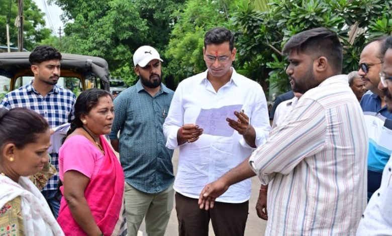 भिलाई:सेक्टर 4 में बनेगा महिलाओं के लिए ओपन जिम विधायक देवेंद्र यादव ने ​प्रगतियात्रा में दी सौगात