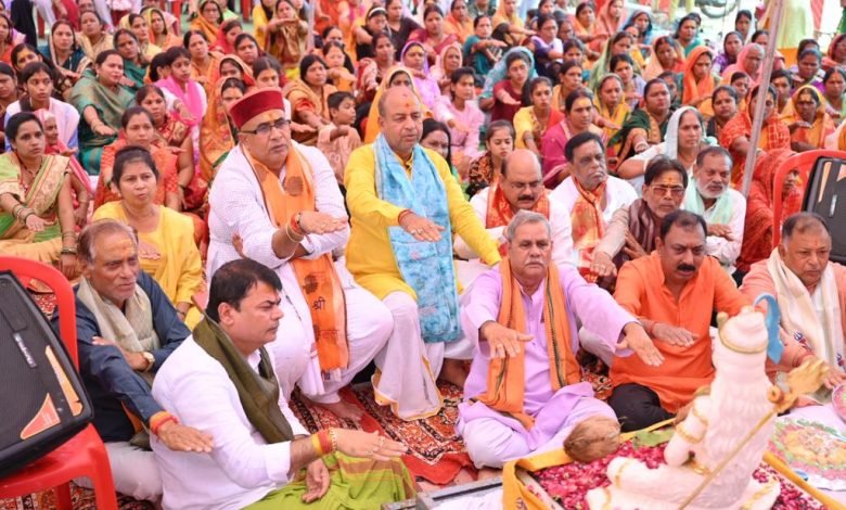 शिवमय हुआ भिलाई : बोल बम सेवा एवं कल्याण समिति द्वारा HCEL कॉलोनी सेक्टर 6 शिव मंदिर में हुआ महारुद्राभिषेक, कान्हा महाराज की भजन में झूमें भक्त हज़ारों लोगों के लिए महाप्रसाद की व्यवस्था