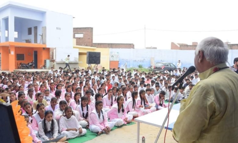 कासगंज: श्री भागीरथी इण्टर कॉलेज में मनाया गया राष्ट्रीय कृमि मुक्ति दिवस
