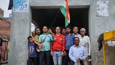 चंद्रयान 3 की लैंडिंग सफल होने पर खुशी जाहिर की,तिरंगा लहराया