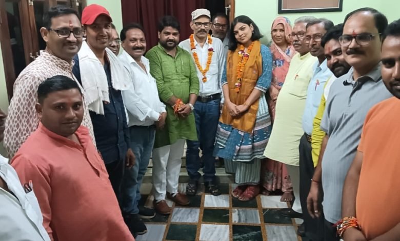 उत्तर प्रदेश में पीसीएस जे में तृतीय रैंक प्राप्त,रश्मि सिंह का हुआ स्वागत