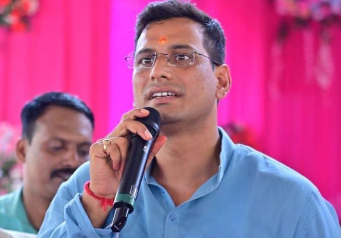 विधायक देवेंद्र यादव की पहल से सिविक सेंटर की लौट रही रौनक,अर्जुन रथ पार्क के सौंदरीकरण के बाद अब पार्किंग बनकर तैयार,जल्द होगा लोकार्पण विधायक देवेंद्र यादव की पहल से सिविक सेंटर की लौट रही रौनक,अर्जुन रथ पार्क के सौंदरीकरण के बाद अब पार्किंग बनकर तैयार,जल्द होगा लोकार्पण