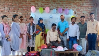 शिक्षक दिवस सेन्ट वी0 एन0 पब्लिक स्कूल में धूमधाम से मनाया गया