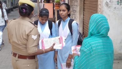 अमांपुर में मिशन शक्ति के तहत छात्राओं और महिलाओं जागरूक किया