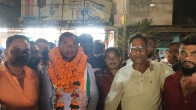 युवा नेता युवराज वैष्णव के नेतृत्व मे कांग्रेस प्रत्याशी निर्मल कोसरे नें जामुल के कदावर नेता विनय साहू अभिषेक शर्मा गाँधी संग 5 छाया पार्षद और सैकड़ो जोगी नेता और समाजसेवी कार्यकर्ताओं को कराया कांग्रेस प्रवेश