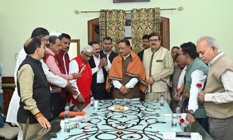 भारतीय मजदूर संघ ने मुख्यमंत्री विष्णुदेव साय से की मुलाकात