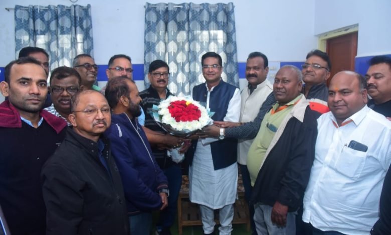 भाजपा सरकार बनने पर भिलाई इस्पात मजदूर संघ को अतिरिक्त ताकत मिलेगी- है-रिकेश सेन