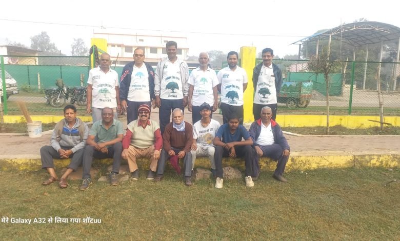 भिलाई: अनवरत पर्यावरण मित्र मंडल भिलाई द्वारा 200 वां साप्ताहिक स्वच्छता अभियान सम्पन्न