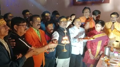 भिलाई। भिलाई इस्पात मज़दूर संघ कार्यालय पर दीप प्रज्वलित कर आतिशबाजी की मनाई दीपावली