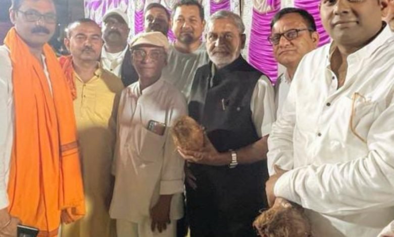 भिलाई:अथक प्रयास और भोलेनाथ के आशीर्वाद से आनंदेश्वर महादेव हनुमान मंदिर का प्राण प्रतिष्ठा हुआ संभव-ब्रजेश बिचपुरिया भिलाई:अथक प्रयास और भोलेनाथ के आशीर्वाद से आनंदेश्वर महादेव हनुमान मंदिर का प्राण प्रतिष्ठा हुआ संभव-ब्रजेश बिचपुरिया