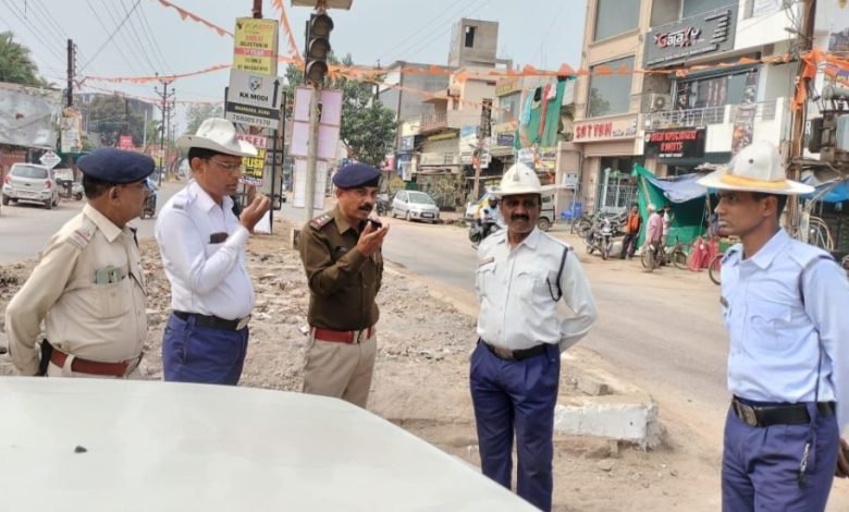भिलाई: नंदनी रोड और दुर्ग शहर में नो एंट्री समय मे प्रवेश करने वाले भारी वाहन चालकों पर की कार्यवाही