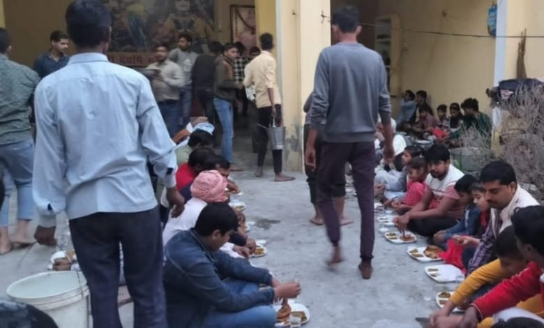 कासगंज: अखंड रामायण पाठ का समापन हवन-यज्ञ और भंडारे के साथ हुआ