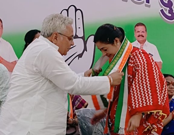 भिलाई: नारी शक्तियों ने किया है आव्हान राजेन्द्र साहू को विजयी बनाना है- अलका लांबा