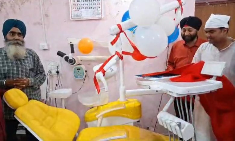 भिलाई: नेहरू नगर गुरूद्वारा पाली क्लिनिक में विधायक रिकेश ने मानदेय से भेंट की इलेक्ट्रॉनिक डेंटल चेयर भिलाई: नेहरू नगर गुरूद्वारा पाली क्लिनिक में विधायक रिकेश ने मानदेय से भेंट की इलेक्ट्रॉनिक डेंटल चेयर