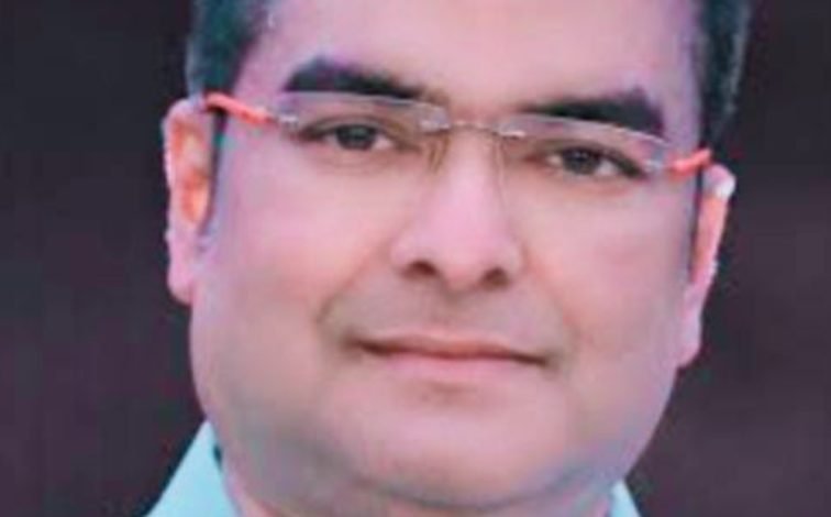 अब वैशाली नगर की सड़कों पर गड्ढे नही दिखने चाहिए- विधायक रिकेश सेन के कड़े निर्देश