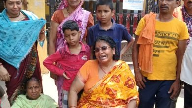 करेंट लगने से ठेका श्रमिक की हुई मौत परिजनों ने किया विरोध,की मुआवजे की मांग 