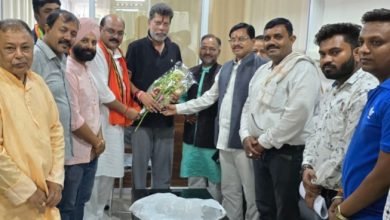 प्रदेशाध्यक्ष को भाजपा जिला भिलाई के पदाधिकारियों ने जीत की बधाई दी