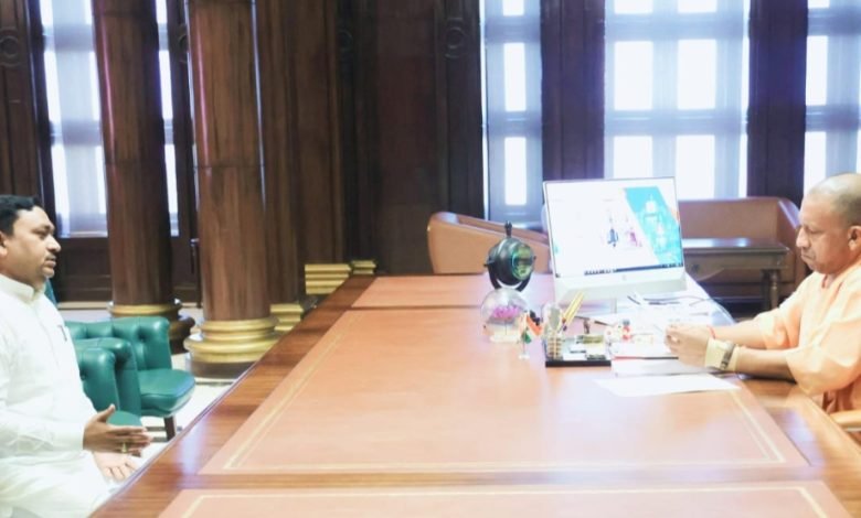 सीएम योगी आदित्यनाथ ने विकास की बड़ी सौगात देने का किया वादा