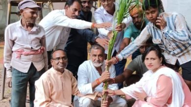 भाजपा के दिग्गज नेताओं ने एक पौधा माँ के नाम किया वृक्षारोपण