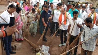 प्रधानमंत्री नरेन्द्र मोदी के स्वच्छ भारत का सपना पूरा करना है- सांसद विजय बघेल