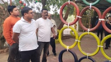 कबाड़ से बने आकर्षक जुगाड़ देखकर आशर्य चकित हुए आयुक्त