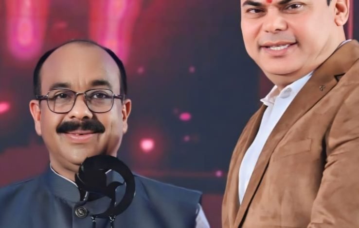 समाजसेवा और लीक से हटकर काम के लिए दया सिंह का सम्मान, डिप्टी सीएम अरूण साव और अभिनेत्री मीनाक्षी ने दिया अवार्ड, “भोले बाबा की बारात” की रही कार्यक्रम में गूंज