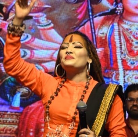 भजन स्वर सम्राट शहनाज अख्तर की गाने ने बनाया माहौल, दया सिंह समेत सभी श्रद्धालुओं ने किया बाबा की भक्ति का रसपान