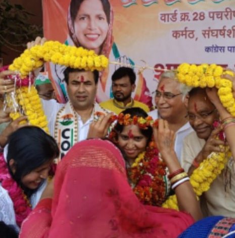 दुर्ग: कांग्रेस प्रत्याशी प्रेमलता साहू ने 6 वार्डों में जनसंपर्क कर भूपेश सरकार और पिछली नगर निगम परिषद की उपलब्धियां गिनाई