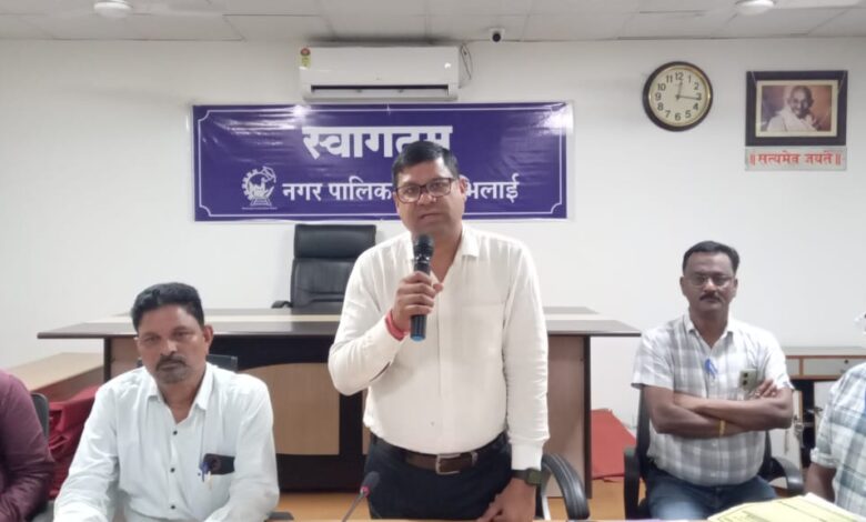 बिमारियों से बचाव के लिए प्रारंभिक तैयारी हेतु बैठक आयोजित की गई।