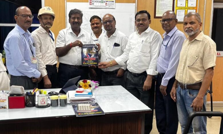 एसोसिएशन को कुछ शिकायतें आईं हैं जिसको प्रवंधन को ध्यान देने की जरूरत है- कोमल प्रसाद