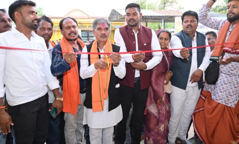 साजा विधायक ईश्वर साहू ने ग्राम मौहा भाठा में 90 लाख रूपये के विभिन्न विकास कार्यों का किया लोकार्पण