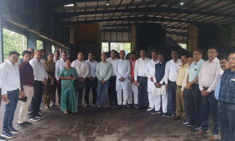 अपशिष्ट प्रबंधन पर 2 दिवसीय प्रशिक्षण शामिल हुए महापौर नीरज पाल और कमिश्नरनर, निगम आयुक्त राजीव कुमार पांडेय इंदौर से स्वच्छता को लेकर 2 दिवसीय प्रशिक्षण में शामिल हुए।