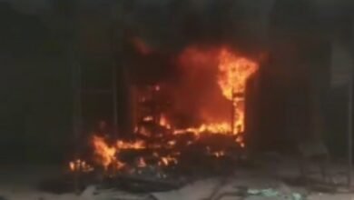 भिलाई: जूते चप्पल की दुकान में लगी भीषण आग,लाखों का नुकसान 