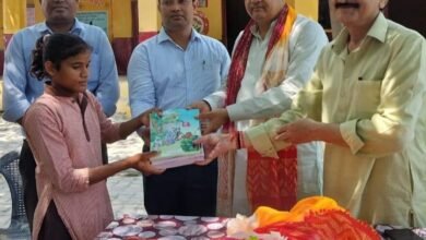 कासगंज: रैली निकालकर स्कूल चलो अभियान के प्रति किया जागरूक