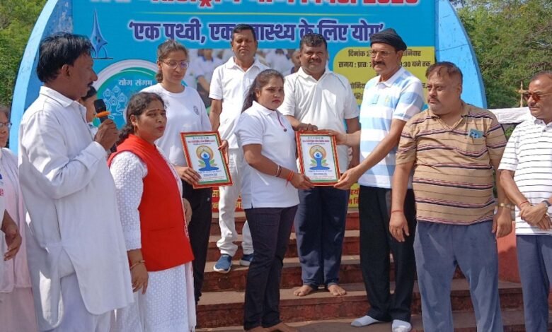 भिलाई: योग दिवस के एक दशक के पूर्ण होने पर योग संगम योग हरित के कार्यक्रम जोरों पर-मनोज ठाकरे