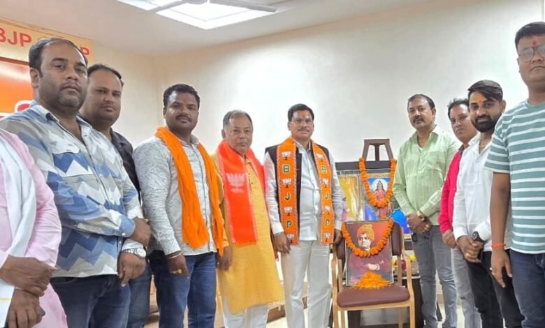 भारतीय जनता युवा मोर्चा भिलाई द्वारा स्वामी विवेकानंद जी की पुण्यतिथि पर उन्हें याद किया