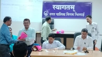 निगम आयुक्त ने किया मैराथन पाक्षिक बैठक