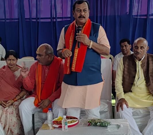 दंगल में भाग लेने वाले पहलवानों के बीच खेल भावना और मैत्रीपूर्ण संबंधों को बढ़ावा- सांसद विजय बघेल 