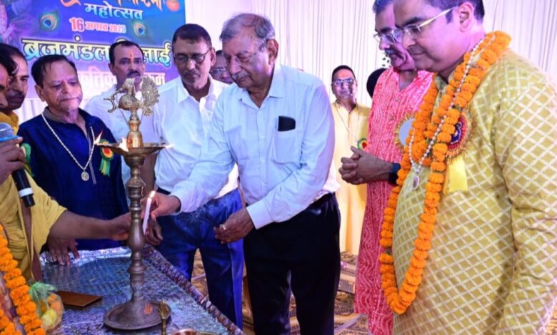भिलाई: सेक्टर-9 और बम्लेश्वरी मंदिर को सुसज्जित करने वाले विधायक रिकेश सेन ने की बड़ी घोषणा, 5 करोड़ की लागत से बनेगा “कृष्ण धाम” भिलाई: सेक्टर-9 और बम्लेश्वरी मंदिर को सुसज्जित करने वाले विधायक रिकेश सेन ने की बड़ी घोषणा, 5 करोड़ की लागत से बनेगा “कृष्ण धाम”