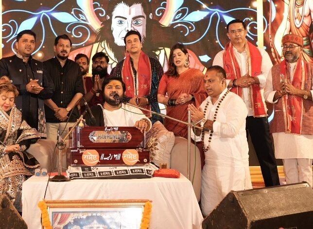 भिलाई में प्रदेश भाजपा युवा नेता अतुल पर्वत के नेतृत्व में हुआ सुंदरकांड पाठ, रसराज जी महाराज के भव्य कार्यक्रम में 3000 से अधिक श्रद्धालु शामिल हुए