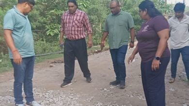 आयुक्त ने निर्माणाधीन रोड का किया निरीक्षण