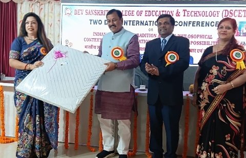 छत्तीसगढ़ी व्यंजनों और प्राकृतिक उर्वरकों का लाइव प्रदर्शन बना आयोजन का आकर्षण-सांसद विजय बघेल छत्तीसगढ़ी व्यंजनों और प्राकृतिक उर्वरकों का लाइव प्रदर्शन बना आयोजन का आकर्षण-सांसद विजय बघेल