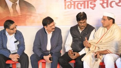 प्रबंधन से नहीं मिला संतोषजनक जवाब, DlC से मुलाकात तक जारी रहेगा विधायक देवेंद्र यादव का उपवास