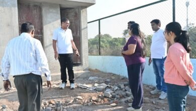 आयुक्त ने किया विकास कार्यों एवं आवास योजनाओं का औचक निरीक्षण